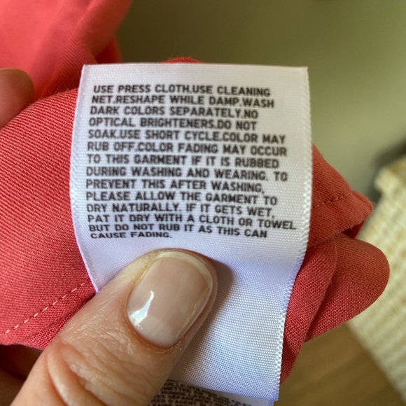 Uniqlo Rayon Button Up Blouse Shirt Small - Picture 5 of 6